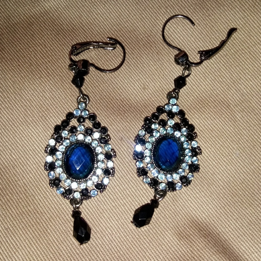 Avon rhinestone drop earrings